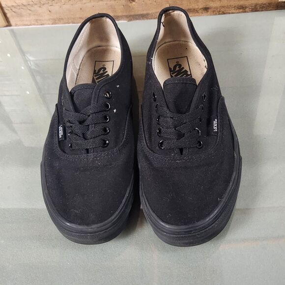 Vans Shoes - Vans Authentic Black Canvas Skate Shoes Men’s 8.5 Women’s 10 Classic